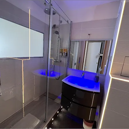 Exceptionnel Sur Vue Piscine كان