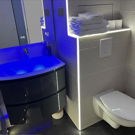 Exceptionnel Sur Vue Piscine * Cannes