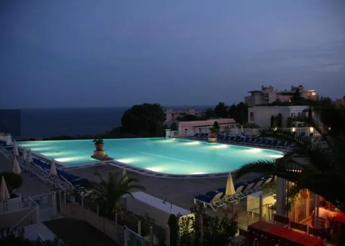 Exceptionnel Sur Vue Piscine * كان