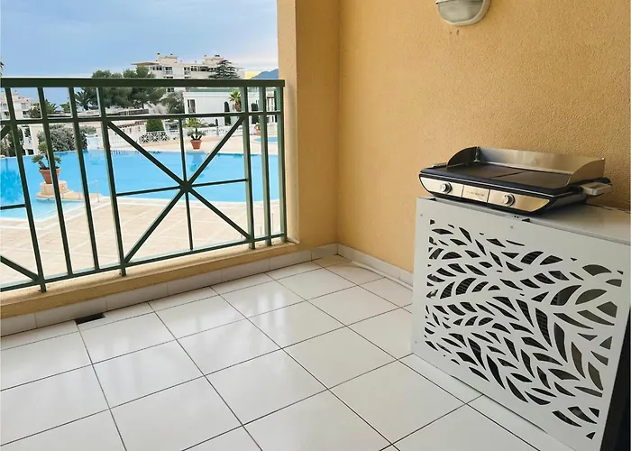 Exceptionnel Sur Vue Piscine * كان