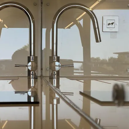 Exceptionnel Sur Vue Piscine * 칸느
